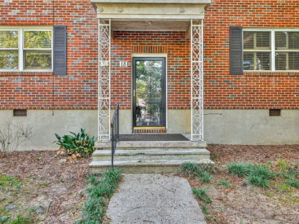 Frame 1720 house